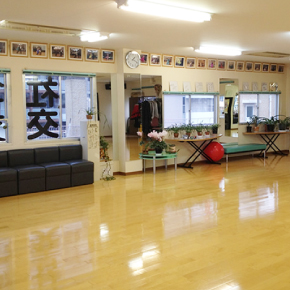 寺田社交ダンススタジオ